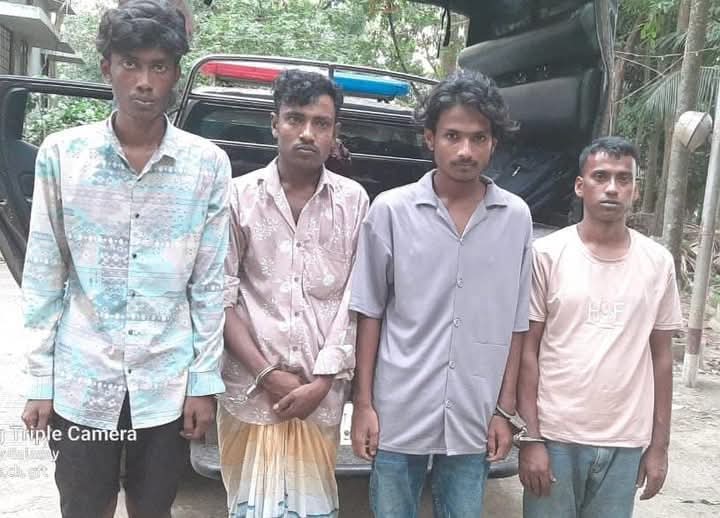 ফেনীতে মাদক নিয়ন্ত্রণ অধিদপ্তরের মাদকবিরোধী বিরোধী অভিযানে গাঁজাসহ আটক চার ব্যক্তিকে কারাদন্ড প্রদান ।