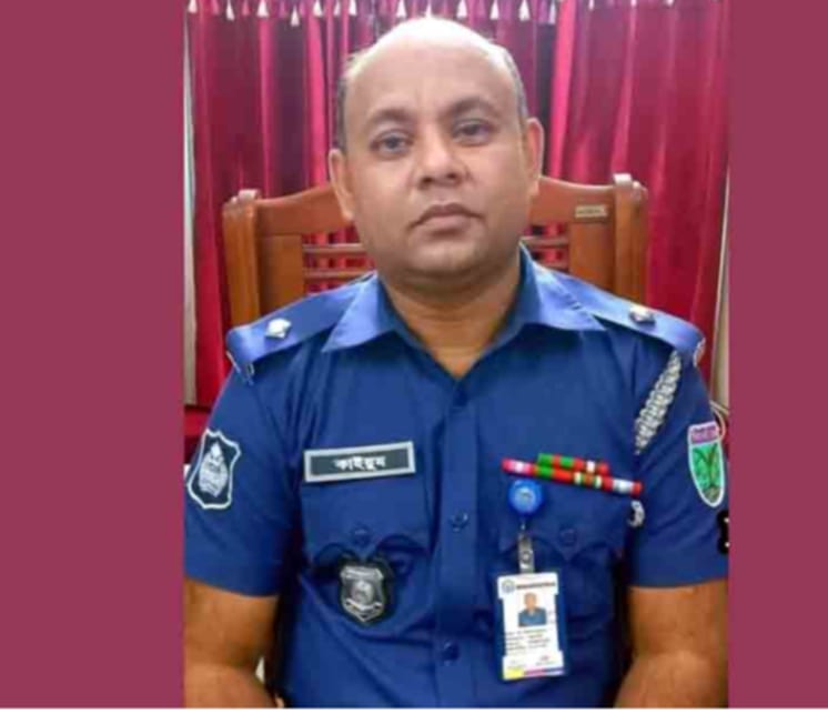 বড়লেখা থানার নতুন ওসি আব্দুল কাইয়ুম’মেরখুঠিরজুরে,,এস আই আফসার কয়েক লক্ষ টাকা হাতিয়ে নিয়েছেন