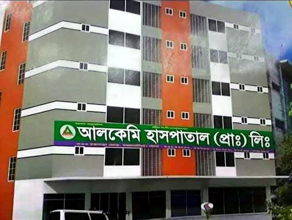 সিজারের ৬ মাস পর পেট থেকে বের করা হলো গজ