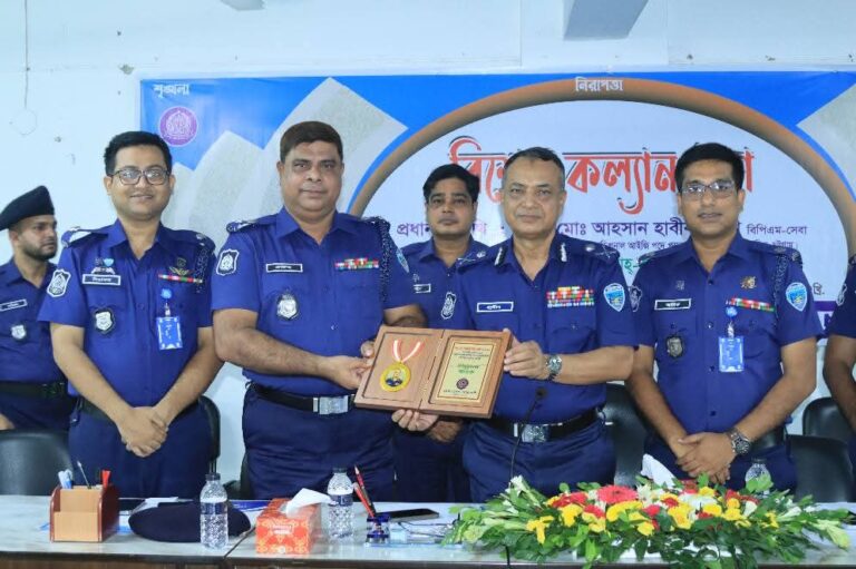 নোয়াখালীতে ডিআইজি চট্টগ্রাম রেঞ্জের বিশেষ কল্যাণ সভা অনুষ্ঠিত