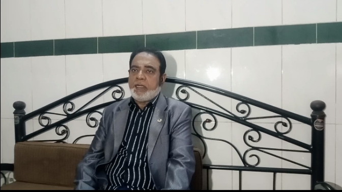 নারীর মৃত্যুকে কেন্দ্র করে চেম্বারে হামলার ভাংচুর লুটের ঘটনায় ডাঃ মুজিবল হকের সংবাদ সম্মেলন ‎‎