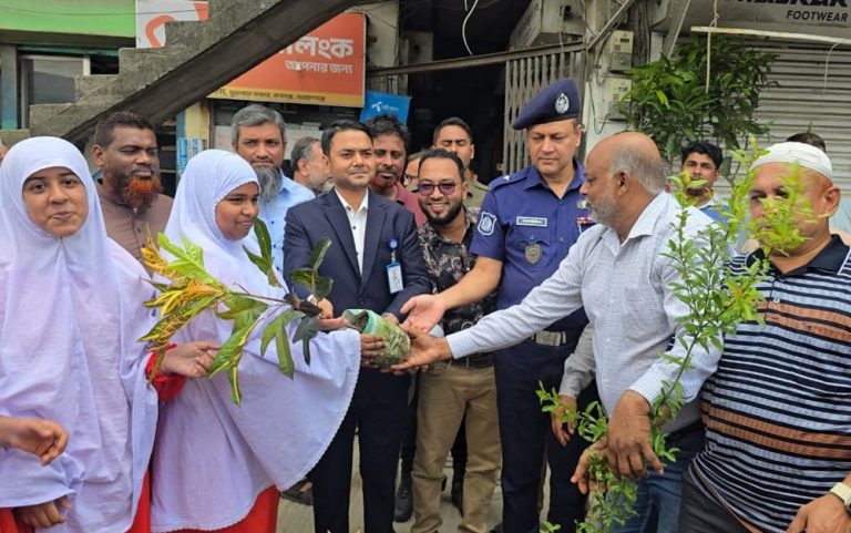 রূপগঞ্জে পরিবেশ উন্নয়নে অভিযান, গাছের চারারোপন, বিতরণ ও আলোচনা সভা