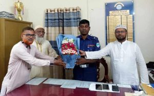 হরিনাকুন্ডু থানার নবাগত ওসির সাথে জামায়াতে ইসলামীর সৌজন্য সাক্ষাৎ