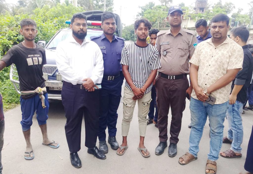 চৌদ্দগ্রামে ইভটিজিং এর দায়ে যুবককে ভ্রাম্যমান আদালতের ২ মাসের কারাদন্ড প্রদান