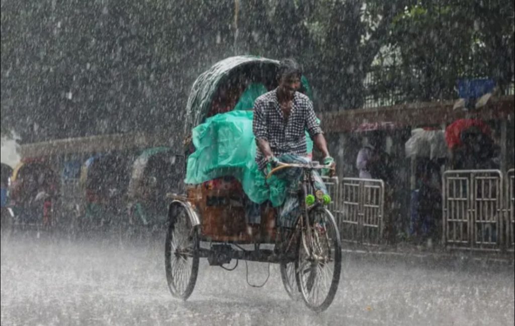দেশজুড়ে টানা ৫ দিন বৃষ্টির পূর্বাভাস, হতে পারে ভারী বর্ষণ