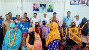 জামায়াত ছেড়ে শার্শায় বিএনপিতে ২০ পরিবারের ৬০ জন