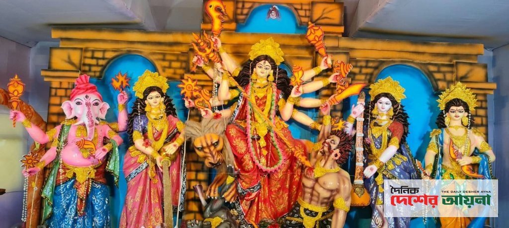 যশোরে শান্তিপূর্ণ ও উৎসবমুখর পরিবেশে শারদীয় দুর্গাপূজা সম্পন্ন