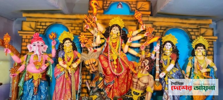 যশোরে শান্তিপূর্ণ ও উৎসবমুখর পরিবেশে শারদীয় দুর্গাপূজা সম্পন্ন