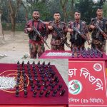 শিবগঞ্জ সীমান্তে ৫৯ বিজিবি’র অভিযান বিপুল পরিমাণ ভারতীয় মাদক জব্দ