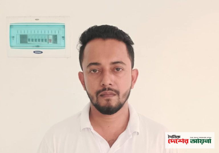 দর্শনা ইমিগ্রেশন চেকপোস্টে সন্ত্রাসবিরোধী আইনের মামলার আসামি আটক