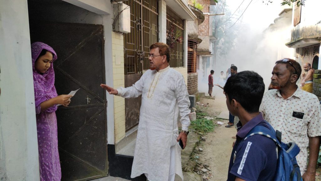 চাঁপাইনবাবগঞ্জে ৭নং ওয়ার্ডে  ডেঙ্গু প্রতিরোধে বিশেষ অভিযান