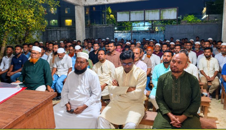কক্সবাজারে বৃহত্তর চৌধুরী পাড়ায় আইনশৃঙ্খলা বিষয়ে নবগঠিত পরিচালনা কমিটির ১ম সভা অনুষ্ঠিত
